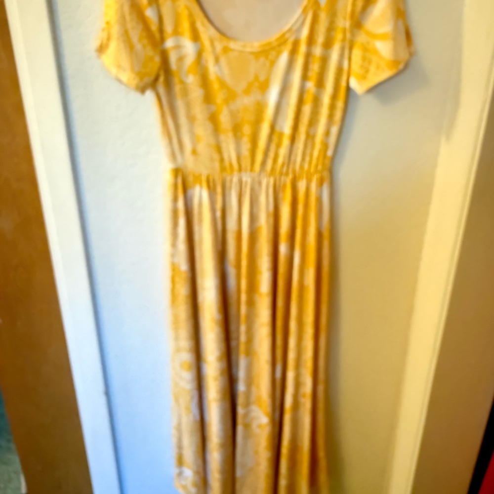 Size XS LuLaRoe Riley midi dress